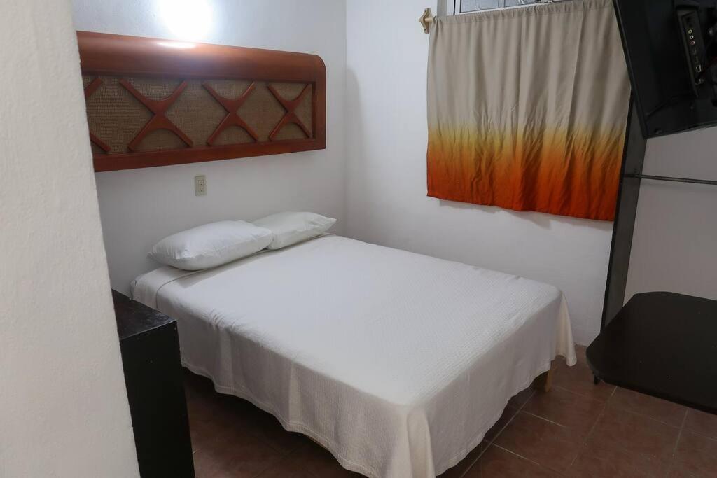 Casa Aurora #2: Private Room In Excellent Location Puerto Vallarta Kültér fotó